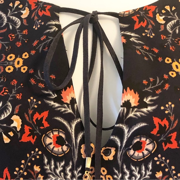 Vince Camuto Dress. Size: 16 - Picture 7 of 12